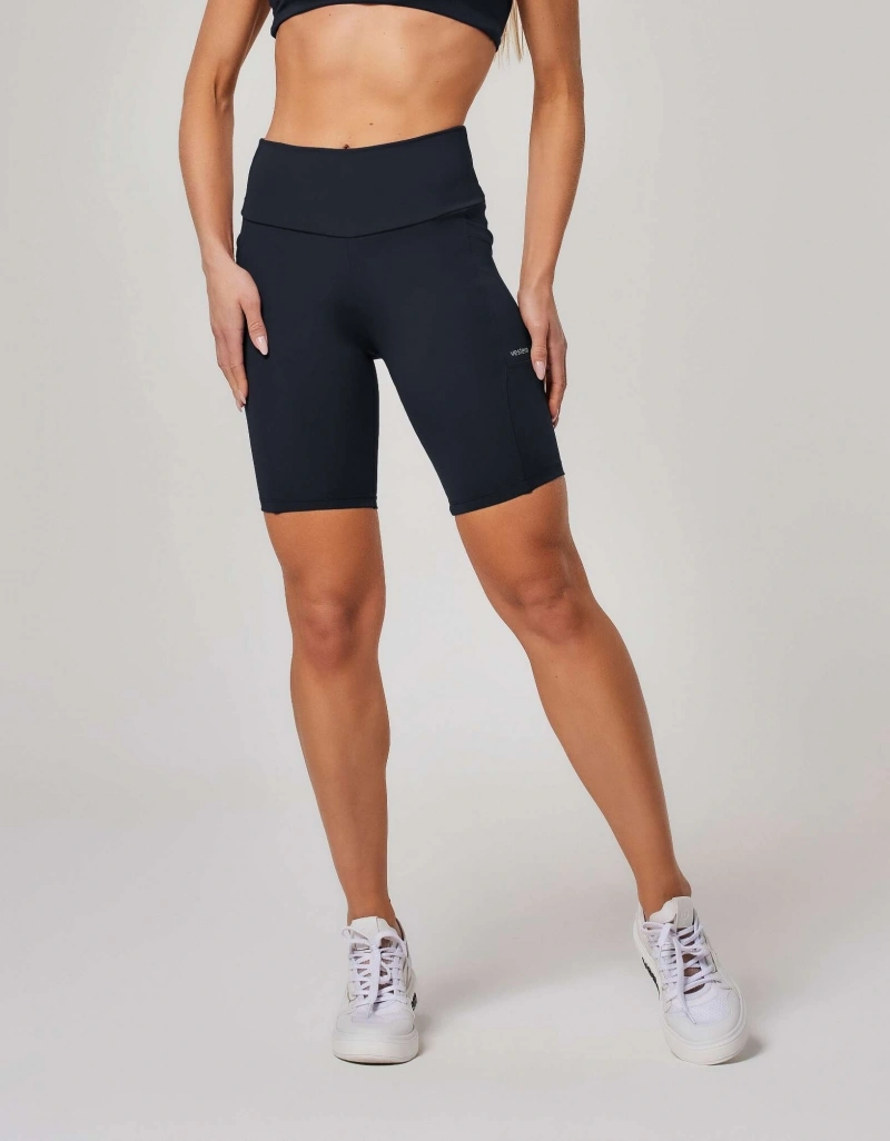 Vestem - Bella black shorts - BER166.ESS.C0002