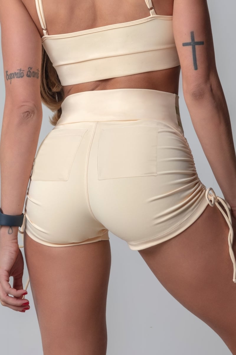 Hipkini - Blogger Fitness Beige Tie-Up Shorts - 3339732 Hipkini - Blogger Fitness Beige Tie-Up Shorts - 3339732