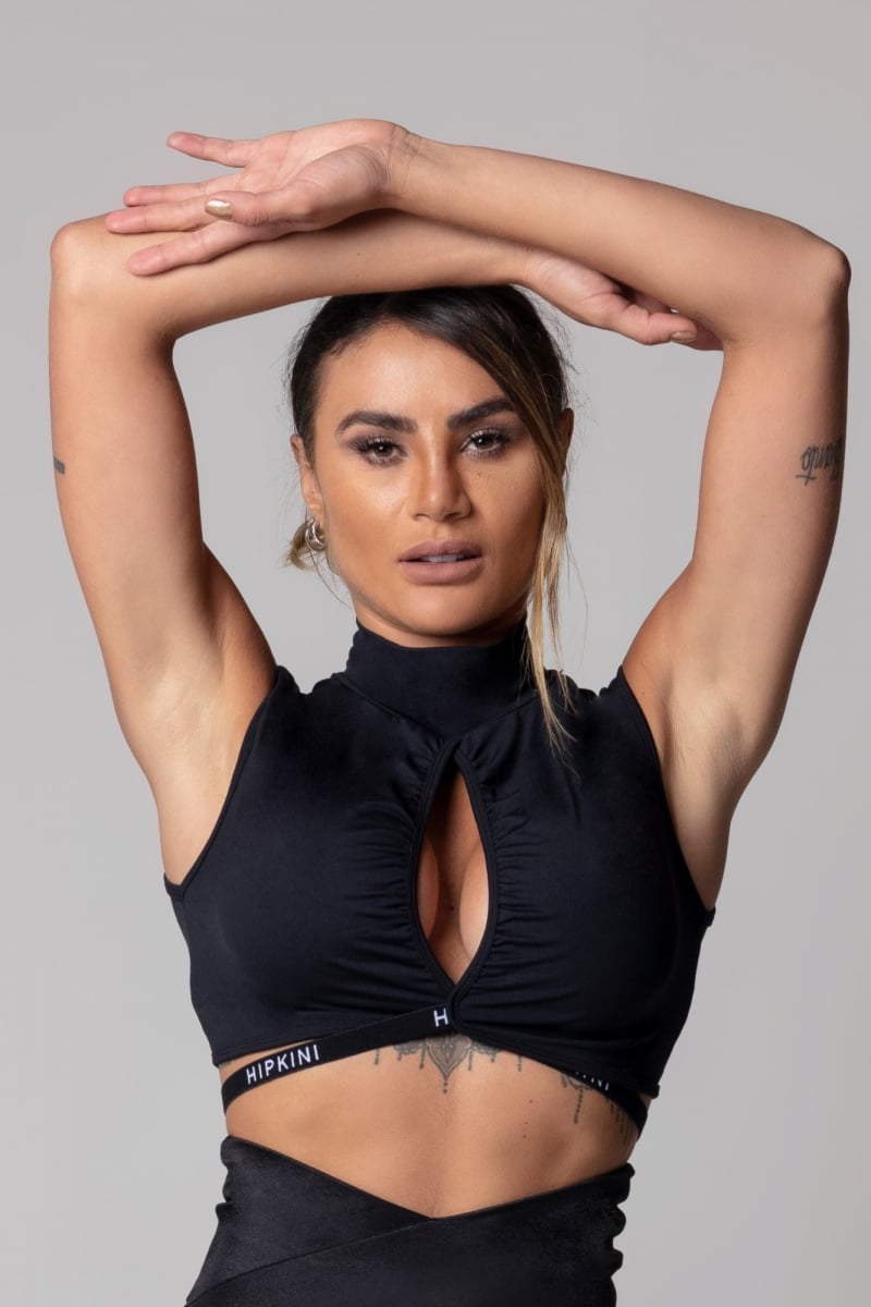 Hipkini - Black SportsWear Fitness Top with Collar - 3339781 Hipkini - Black SportsWear Fitness Top with Collar - 3339781