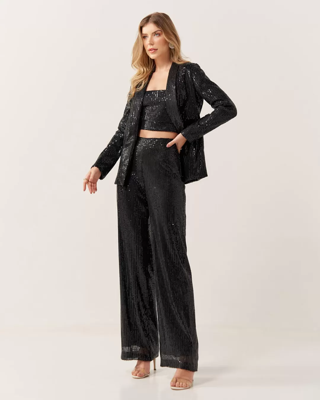 Innocence - Blazer Innocence Tuxedo Black Sequin - 11125PRETO Innocence - Blazer Innocence Tuxedo Black Sequin - 11125PRETO