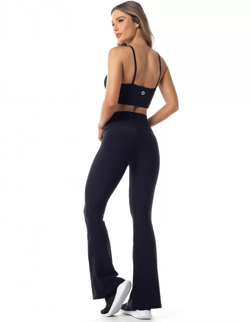 Vestem - Sports bra Cloe Black - TOP905.ESS.C0002 Vestem - Sports bra Cloe Black - TOP905.ESS.C0002