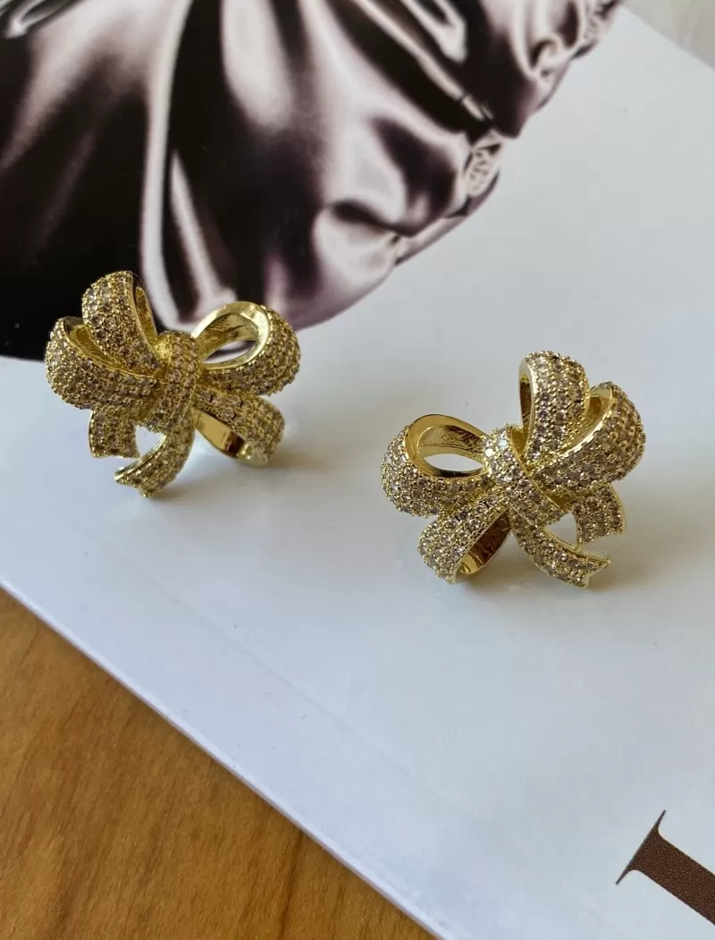 Mikabe - Gold Studded Bow Earring - MK1537