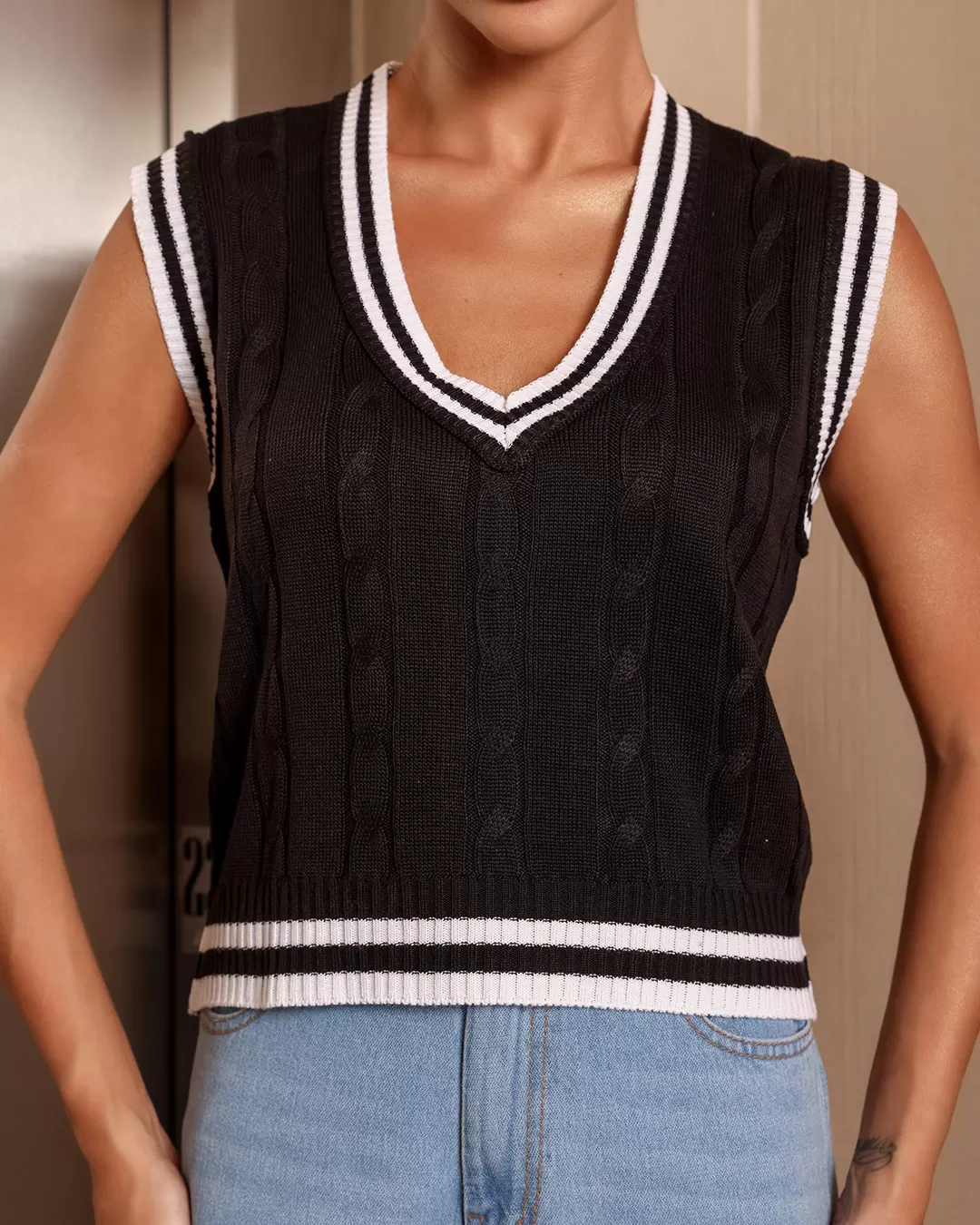 Dot Clothing - Vest Dot Clothing College Black - T187PRETO Dot Clothing - Vest Dot Clothing College Black - T187PRETO