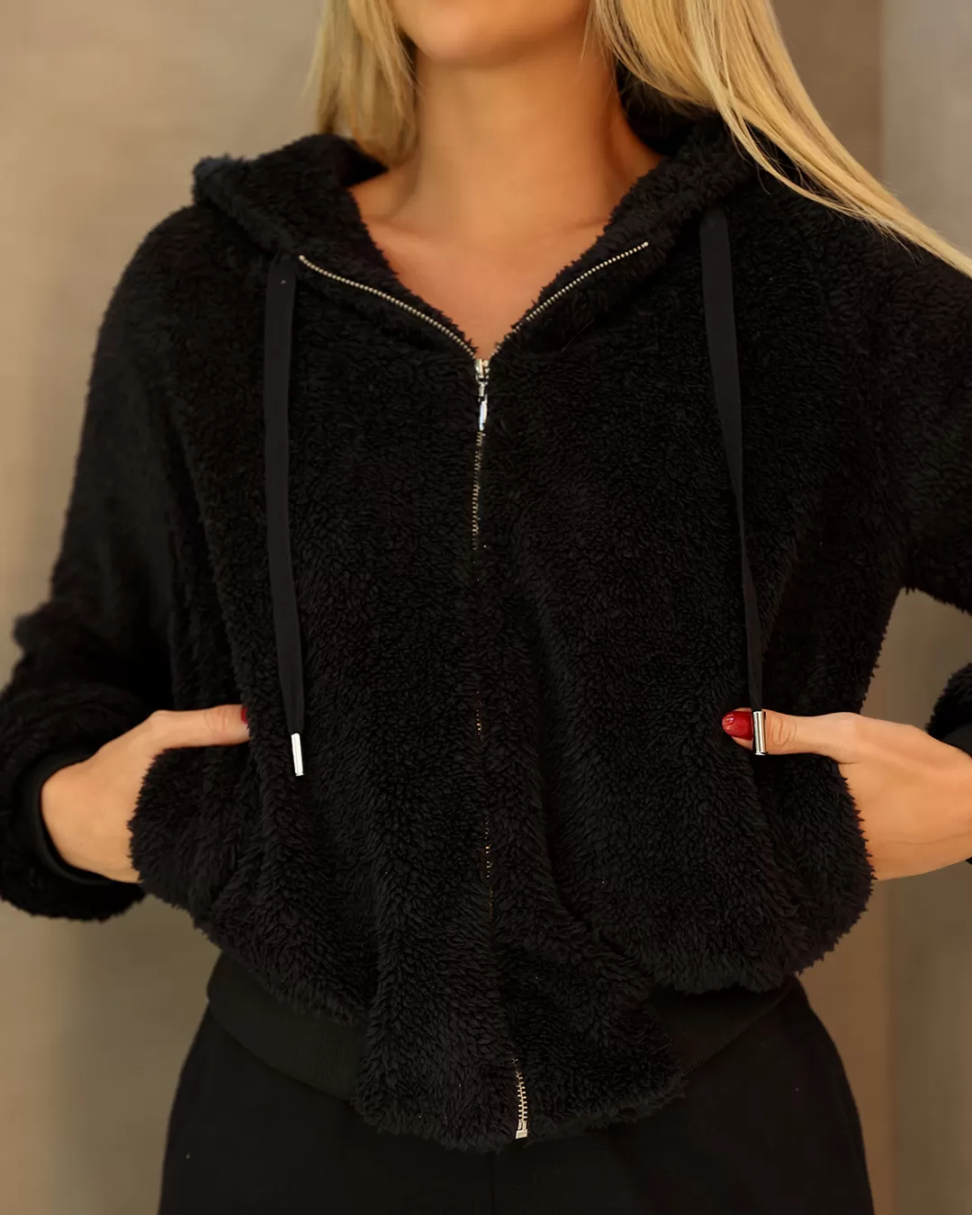 Dot Clothing - Black Hooded Dot Clothing Jacket - 1919PRETO Dot Clothing - Black Hooded Dot Clothing Jacket - 1919PRETO