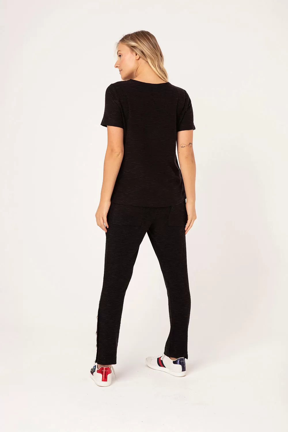 Hidrogênio - SHORT SLEEVE BLOUSE WITH BUTTONS BLACK - 18693001 Hidrogênio - SHORT SLEEVE BLOUSE WITH BUTTONS BLACK - 18693001