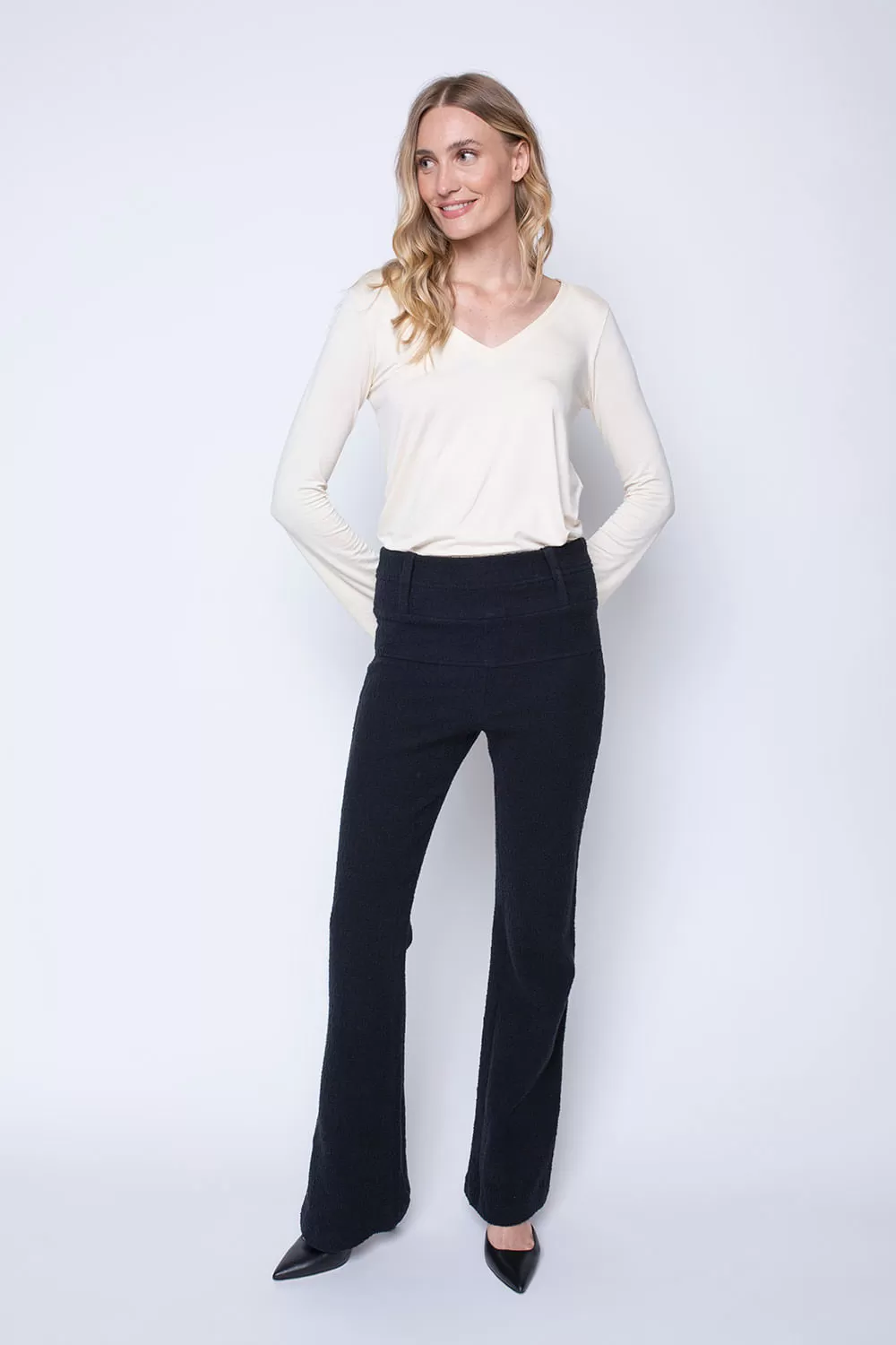 Hidrogênio - FLARE PANTS WITH TWO-COLOR POCKET BOUCLE CRYSTAL BLACK - 19425001 Hidrogênio - FLARE PANTS WITH TWO-COLOR POCKET BOUCLE CRYSTAL BLACK - 19425001