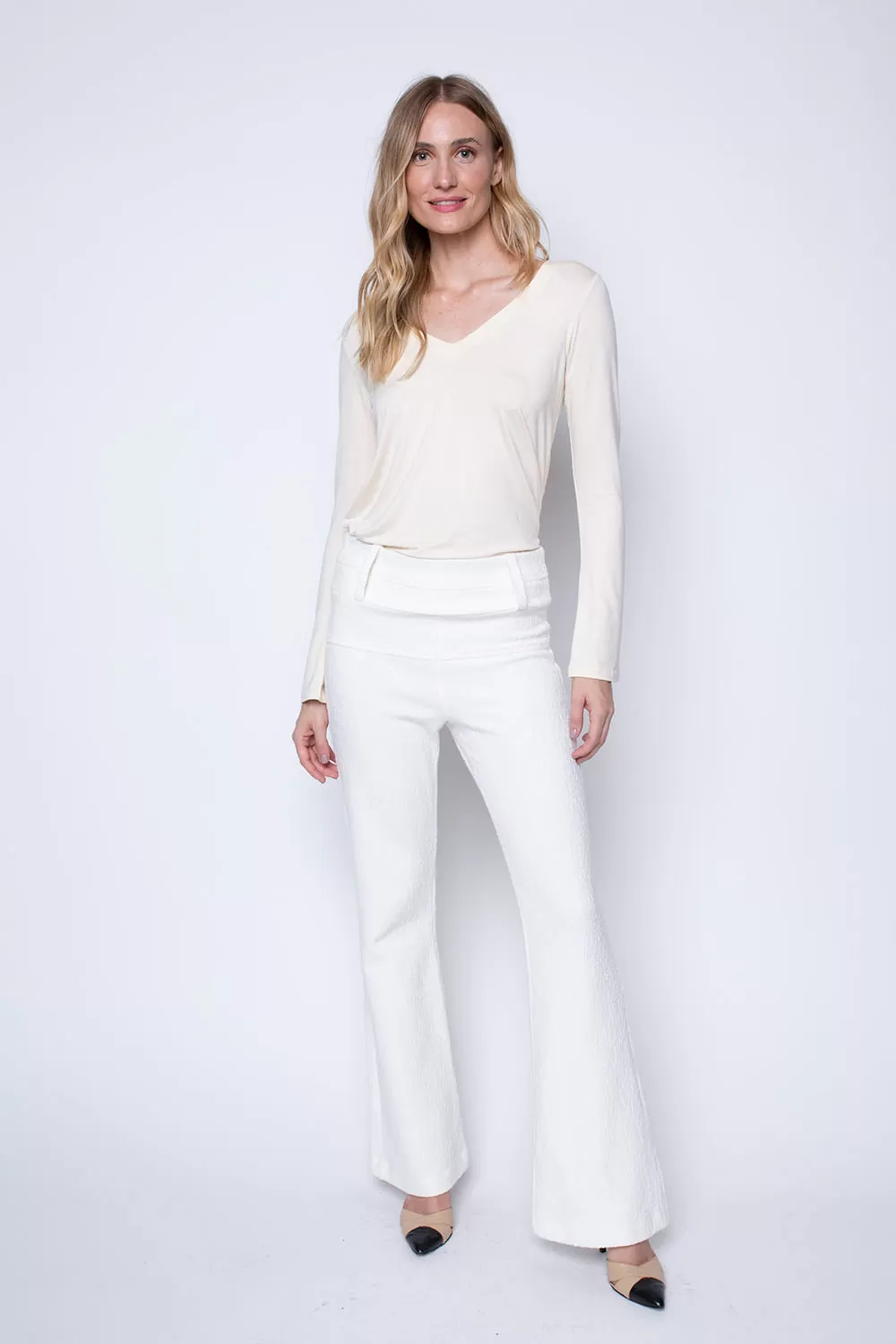 Hidrogênio - FLARE PANTS WITH TWO-COLOR POCKET BOUCLE CRISTAL OFF WHITE - 19425018 Hidrogênio - FLARE PANTS WITH TWO-COLOR POCKET BOUCLE CRISTAL OFF WHITE - 19425018