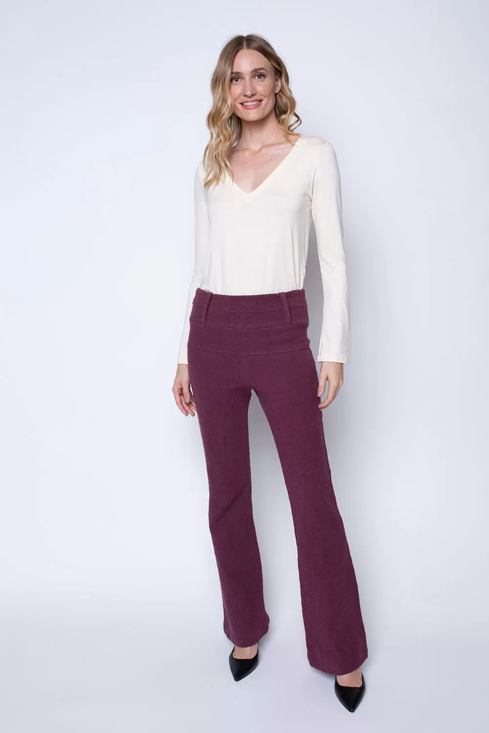 Hidrogênio - FLARE PANTS WITH TWO-COLOR POCKET BOUCLE CRYSTAL WINE - 19425043 Hidrogênio - FLARE PANTS WITH TWO-COLOR POCKET BOUCLE CRYSTAL WINE - 19425043
