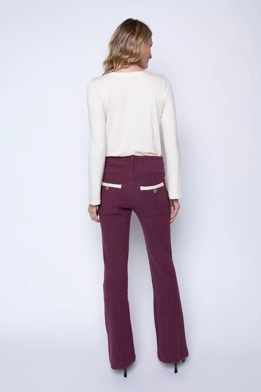 Hidrogênio - FLARE PANTS WITH TWO-COLOR POCKET BOUCLE CRYSTAL WINE - 19425043 Hidrogênio - FLARE PANTS WITH TWO-COLOR POCKET BOUCLE CRYSTAL WINE - 19425043