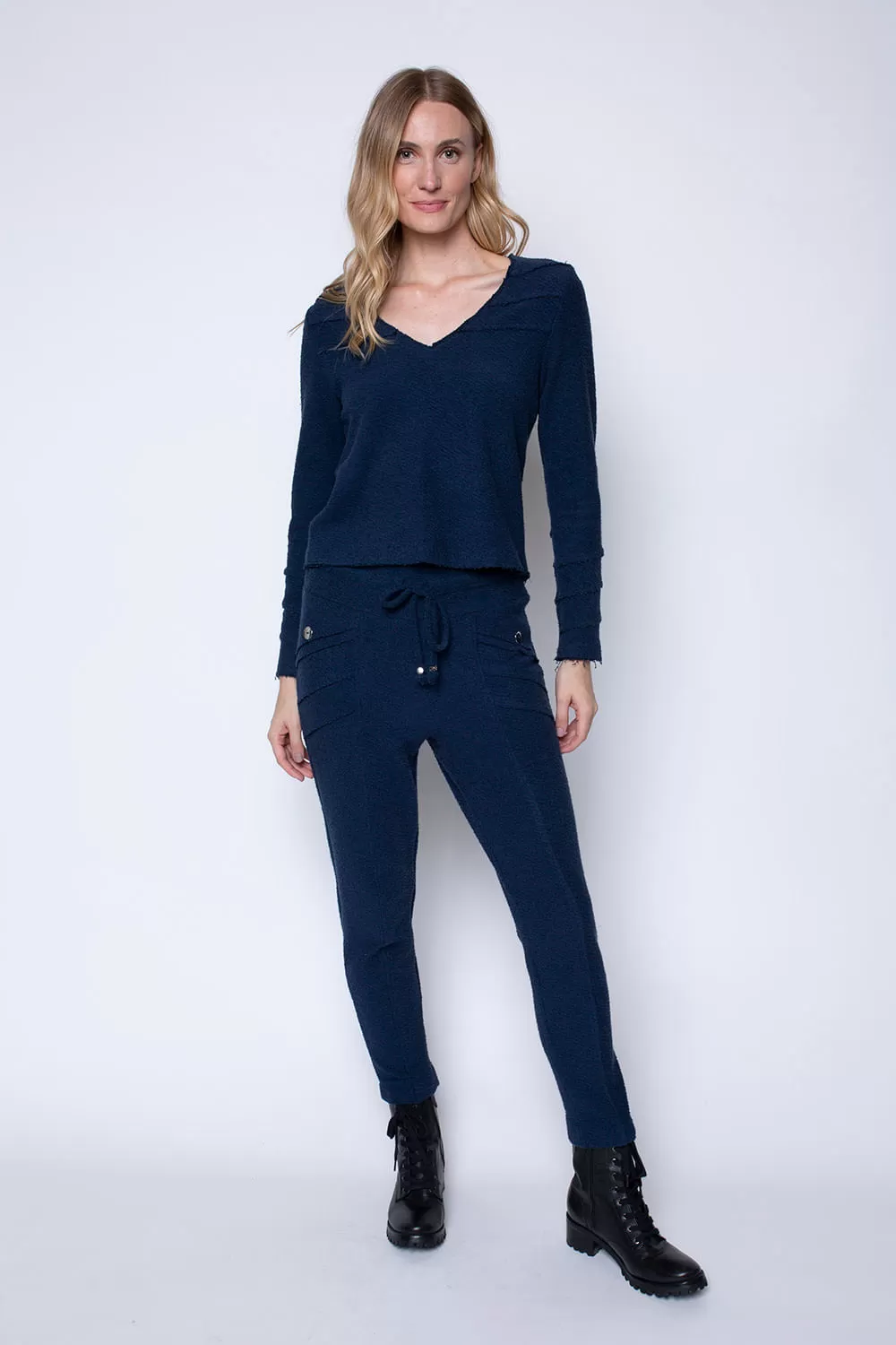 Hidrogênio - JOGGER PANTS FRANCIS MARINHO - 19352004 Hidrogênio - JOGGER PANTS FRANCIS MARINHO - 19352004