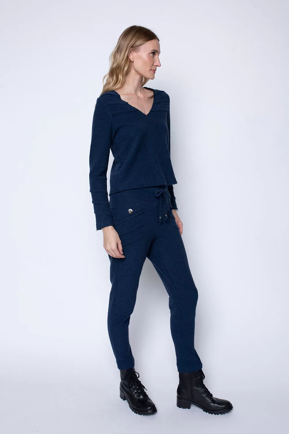Hidrogênio - JOGGER PANTS FRANCIS MARINHO - 19352004 Hidrogênio - JOGGER PANTS FRANCIS MARINHO - 19352004