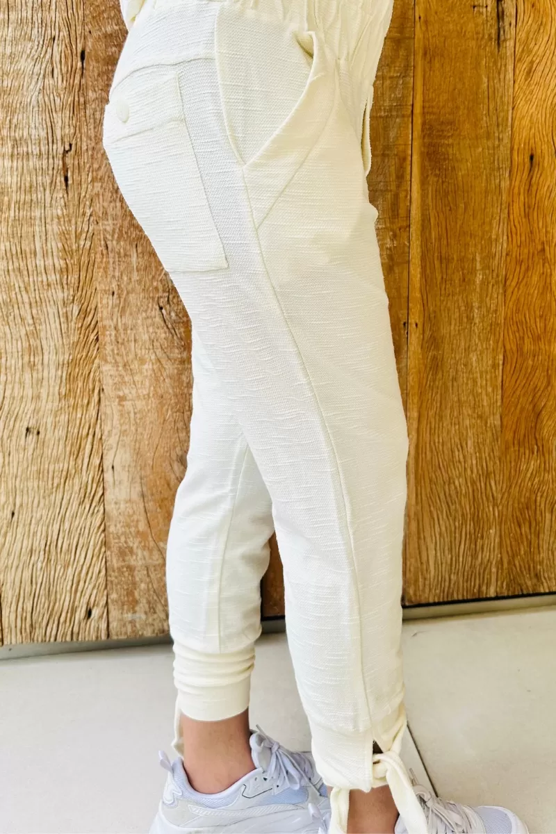 Hidrogênio - VILANE JOGGER PANTS WITH TIE ON THE LEG OFF WHITE - 18815018