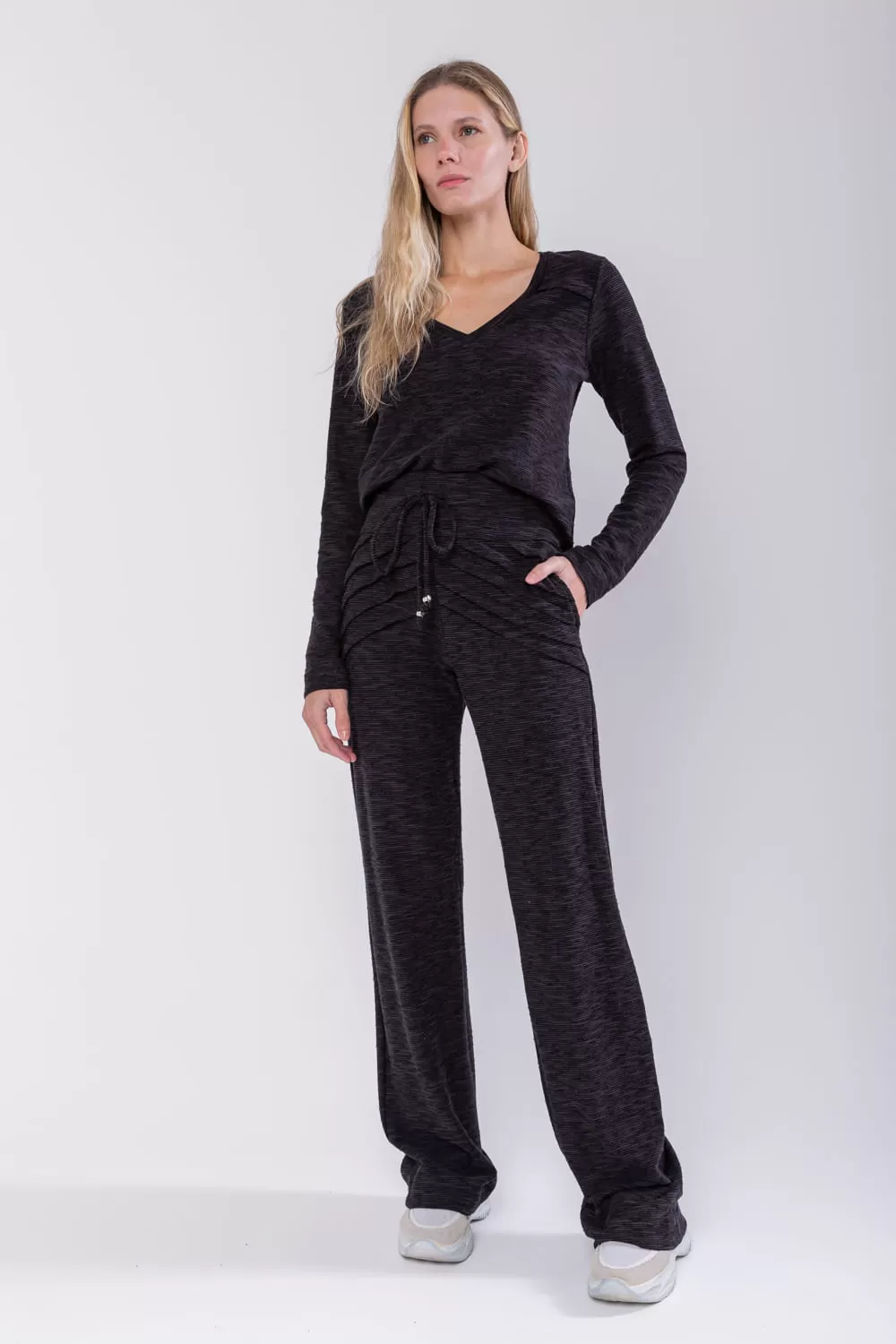 Hidrogênio - MARIANA STRAIGHT TROUSERS BLACK - 19751001 Hidrogênio - MARIANA STRAIGHT TROUSERS BLACK - 19751001