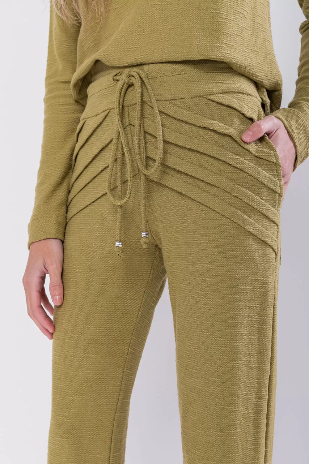Hidrogênio - MARIANA STRAIGHT TROUSERS GREEN - 19751009 Hidrogênio - MARIANA STRAIGHT TROUSERS GREEN - 19751009