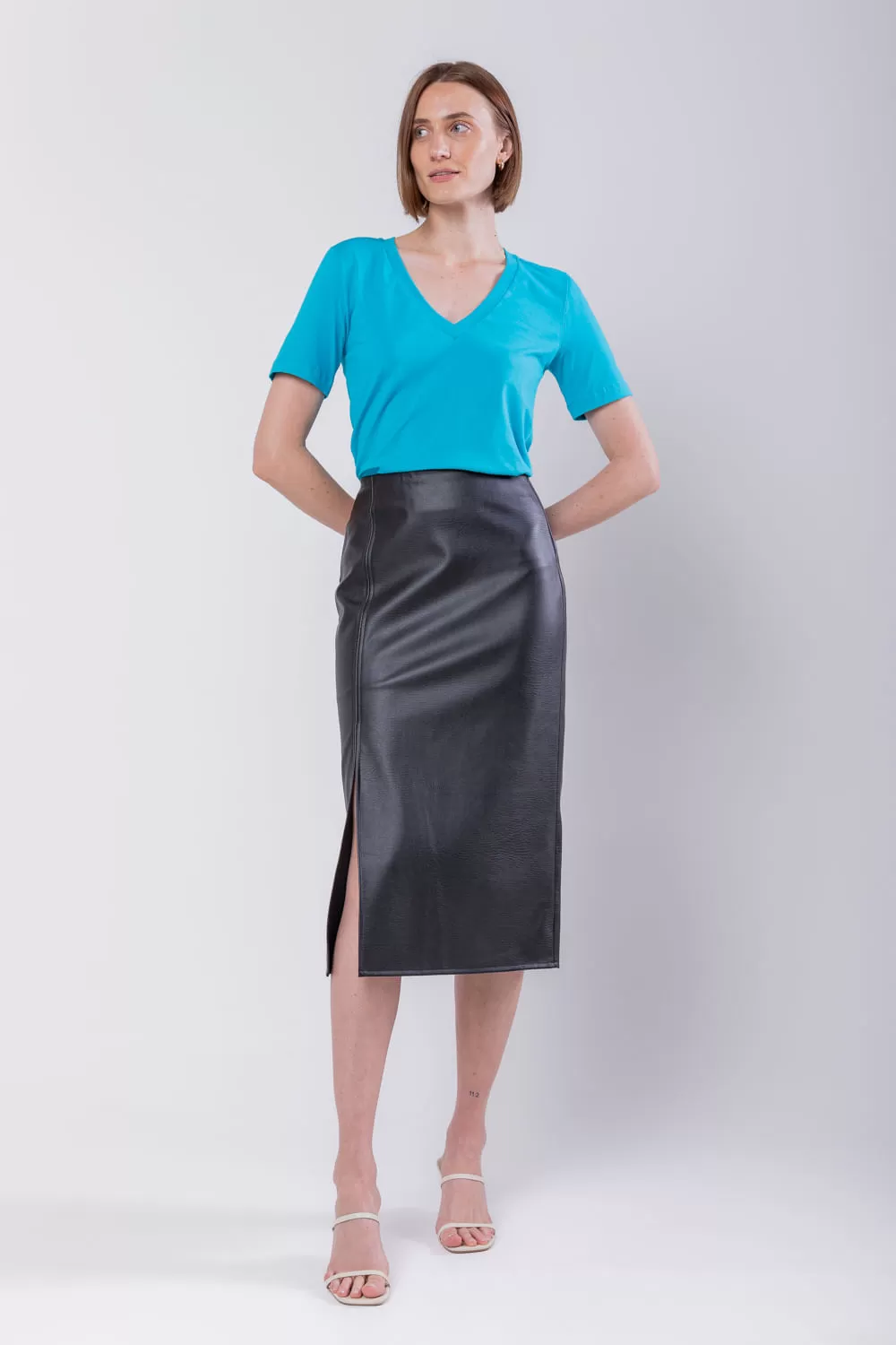 Hidrogênio - SKIRT WITH SPLIT BLACK - 19738001 Hidrogênio - SKIRT WITH SPLIT BLACK - 19738001