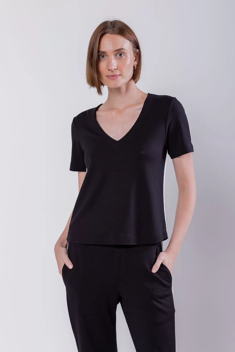 Hidrogênio - V-NECK BLOUSE WITH BLACK LIVING - 19496001 Hidrogênio - V-NECK BLOUSE WITH BLACK LIVING - 19496001