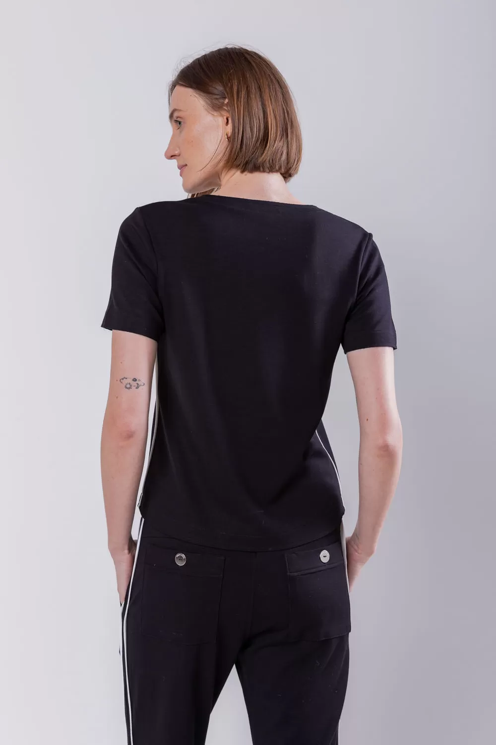 Hidrogênio - V-NECK BLOUSE WITH BLACK LIVING - 19496001 Hidrogênio - V-NECK BLOUSE WITH BLACK LIVING - 19496001