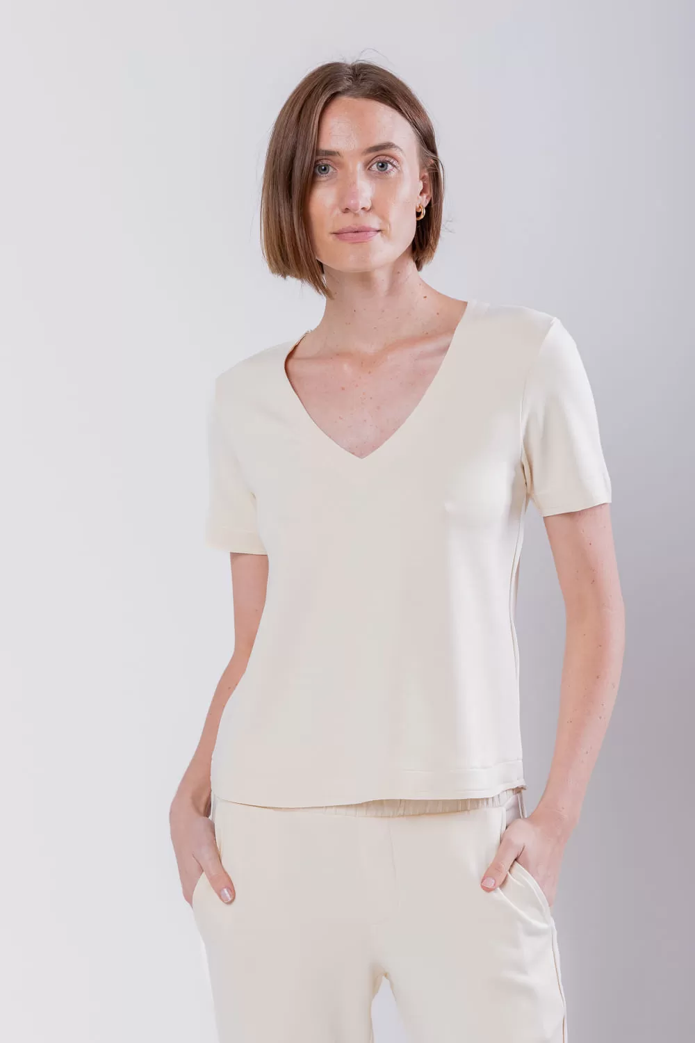 Hidrogênio - V-NECK BLOUSE WITH BEIGE LIVING - 19496003 Hidrogênio - V-NECK BLOUSE WITH BEIGE LIVING - 19496003