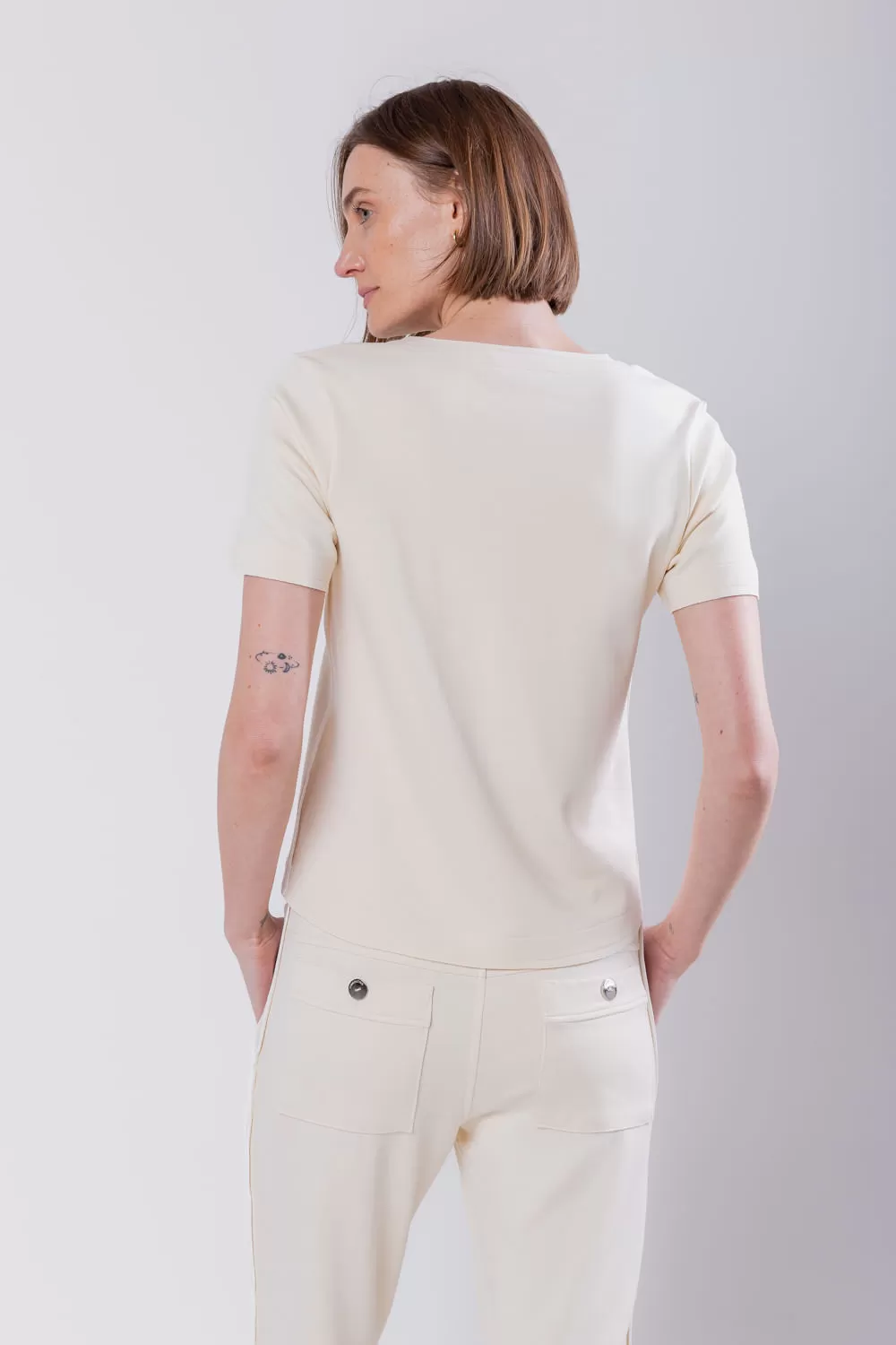 Hidrogênio - V-NECK BLOUSE WITH BEIGE LIVING - 19496003 Hidrogênio - V-NECK BLOUSE WITH BEIGE LIVING - 19496003