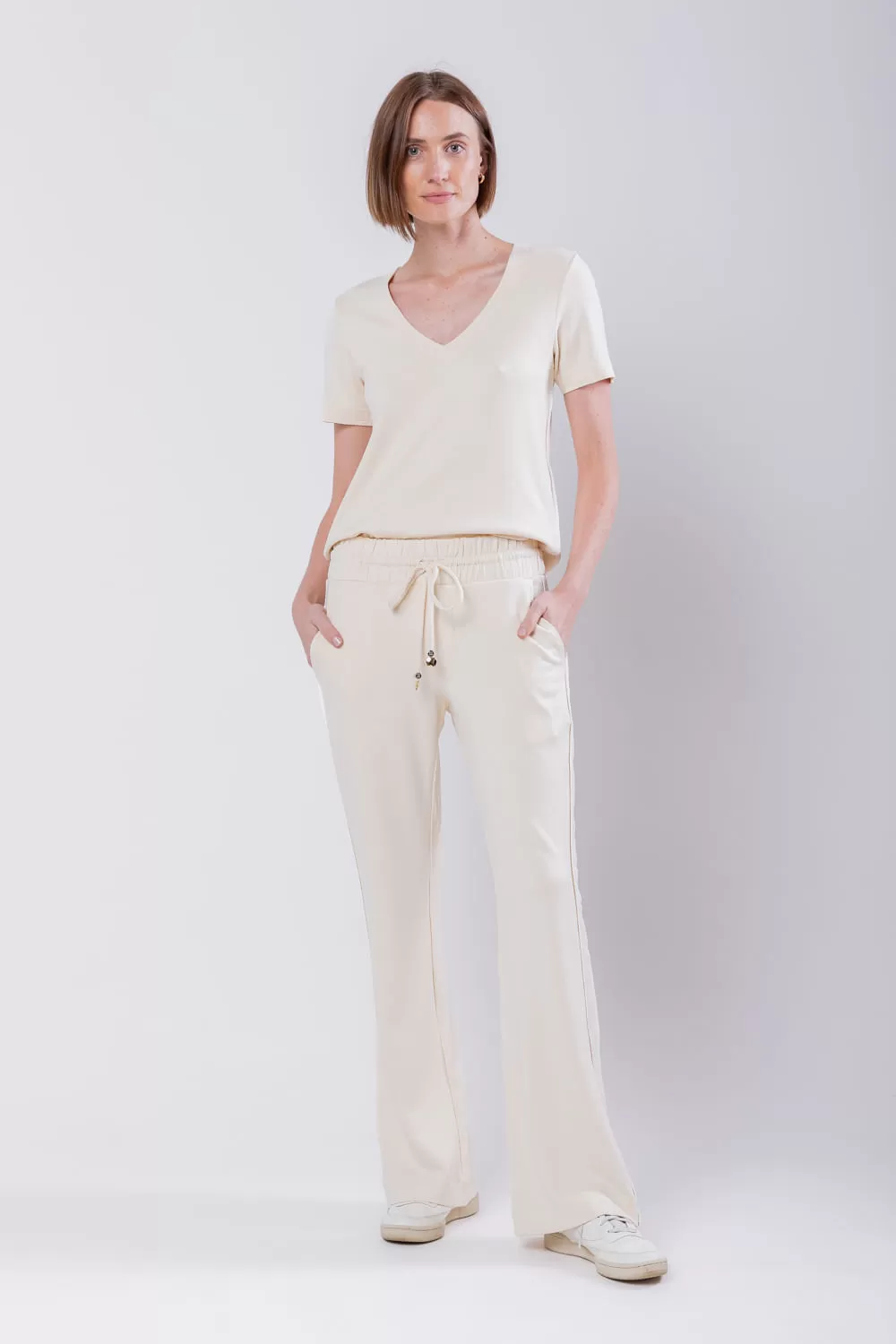 Hidrogênio - ODETE BEIGE FLARE PANTS - 19492003 Hidrogênio - ODETE BEIGE FLARE PANTS - 19492003