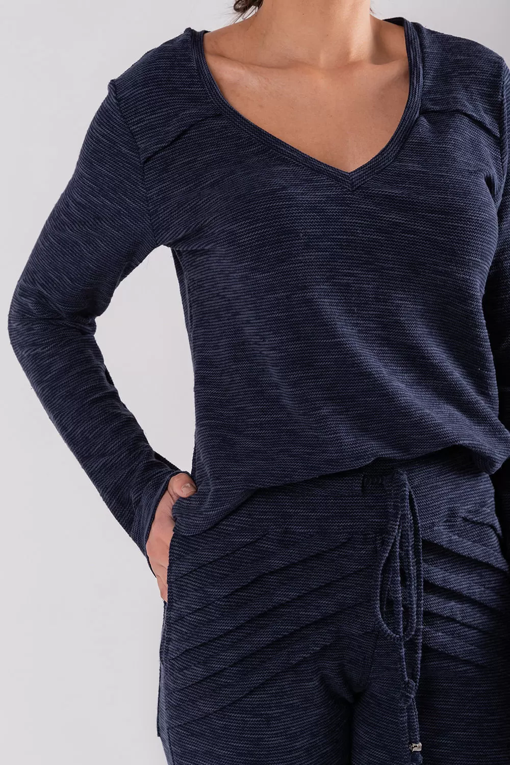 Hidrogênio - NAVY LONG SLEEVE SHOULDER PLEASTED BLOUSE - 19749004 Hidrogênio - NAVY LONG SLEEVE SHOULDER PLEASTED BLOUSE - 19749004