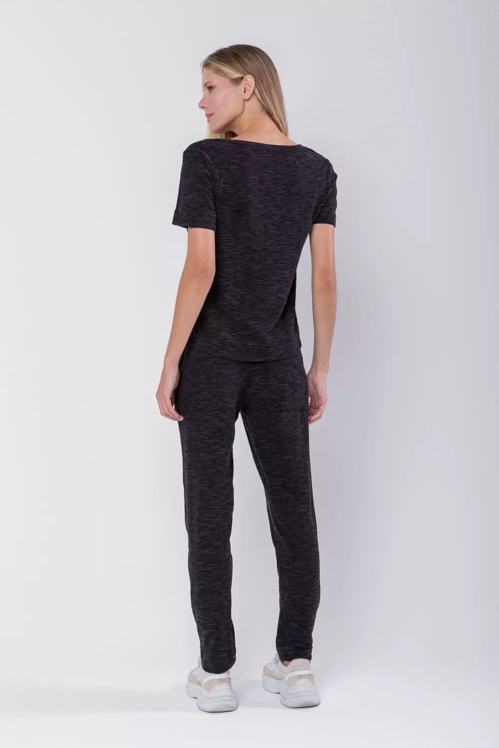 Hidrogênio - BLACK V-NECK BASIC BLOUSE - 19758001 Hidrogênio - BLACK V-NECK BASIC BLOUSE - 19758001