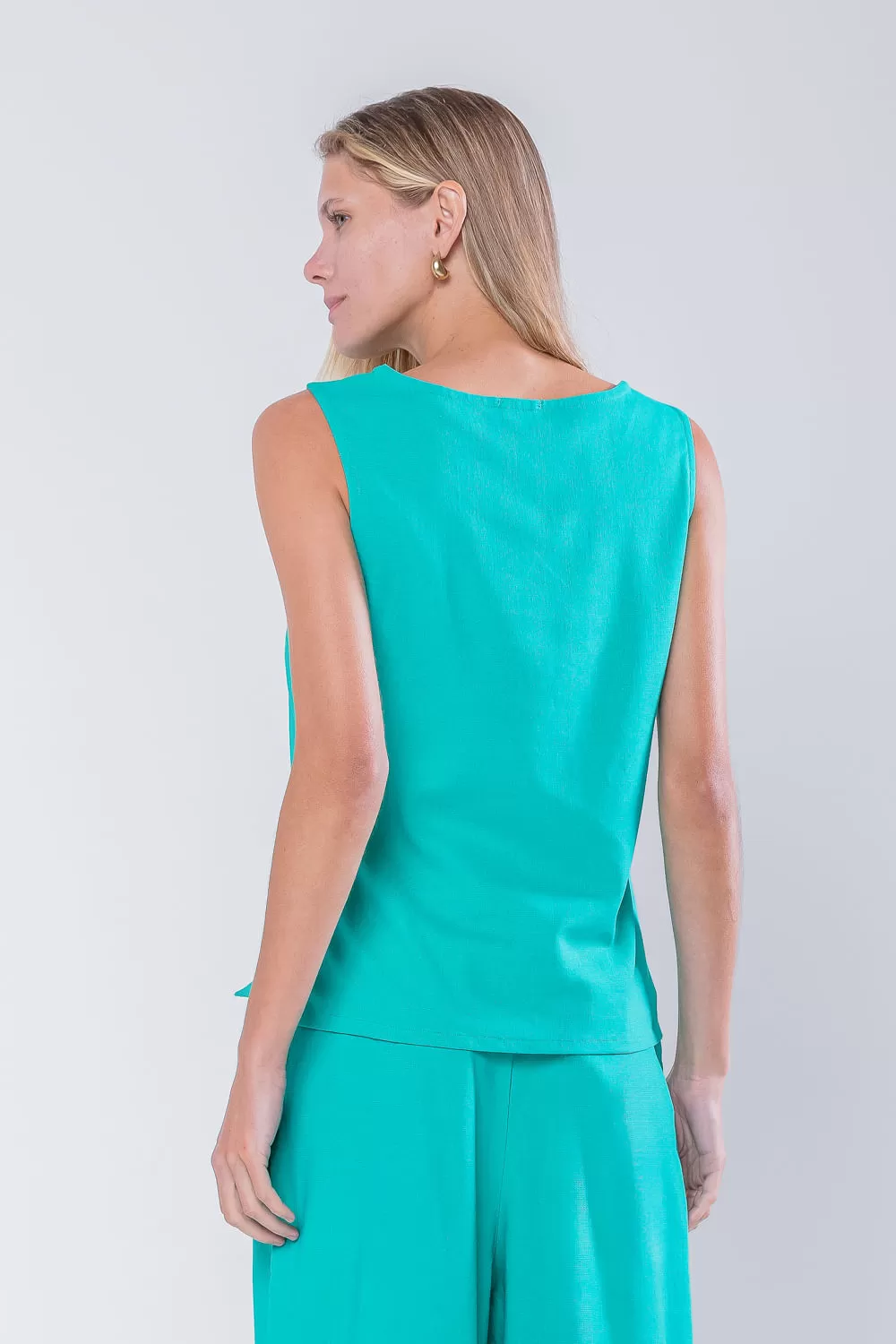 Hidrogênio - VIVID GREEN ROUND NECK VATTAIL - 19764510 Hidrogênio - VIVID GREEN ROUND NECK VATTAIL - 19764510