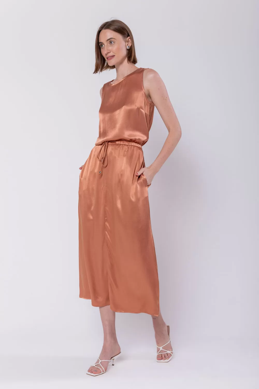 Hidrogênio - STRAIGHT MIDI SKIRT WITH PRALINE POCKET - 19699508 Hidrogênio - STRAIGHT MIDI SKIRT WITH PRALINE POCKET - 19699508