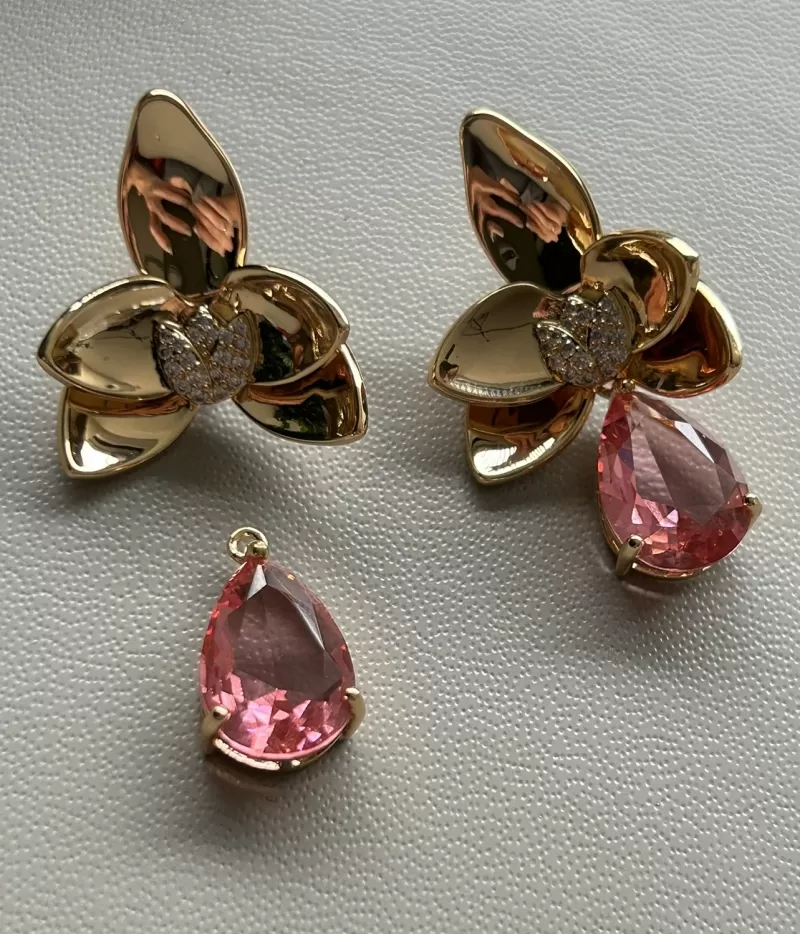 Mikabe - Pink Crystal Removable Drop Flower Earring - MK1668 Mikabe - Pink Crystal Removable Drop Flower Earring - MK1668