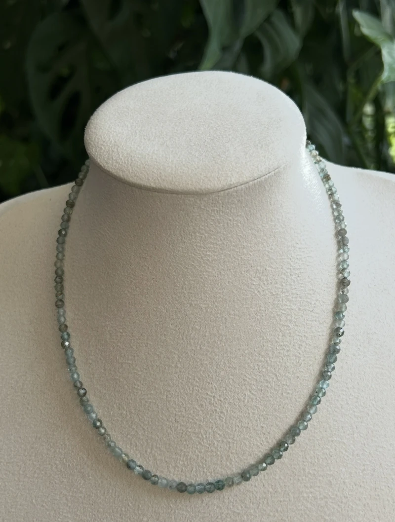 Mikabe - Cubinhos Light Apatite Stone Necklace - MK1679