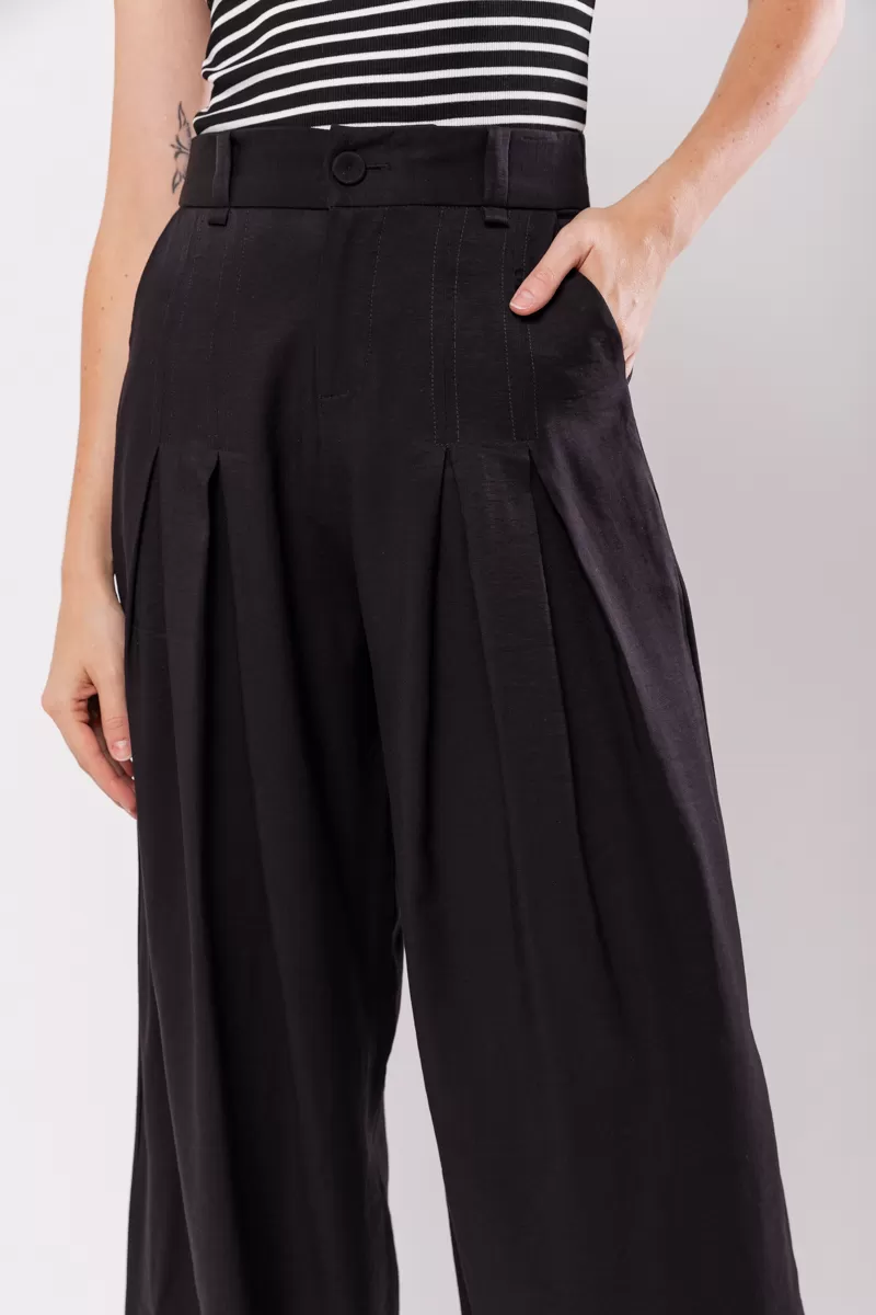 Hidrogênio - MARIANNE PANTALON PANTS WITH TWO PLEASTS BLACK - 19769001 Hidrogênio - MARIANNE PANTALON PANTS WITH TWO PLEASTS BLACK - 19769001
