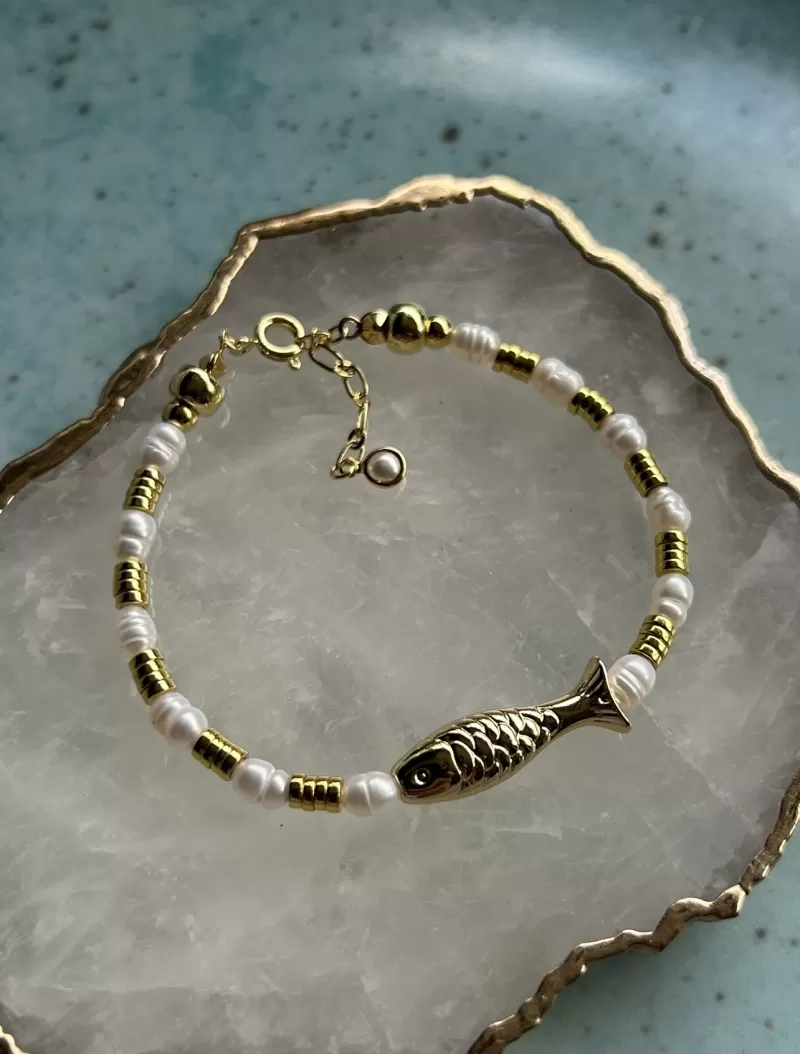 Mikabe - Gold Plated Pearls and Fish Btanklet - MK1701