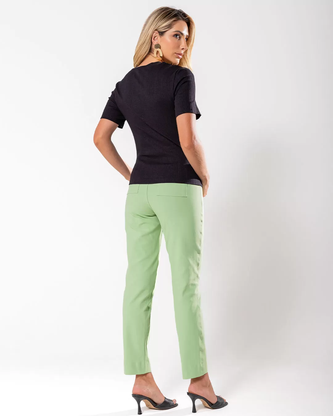 Miss Misses - Miss Misses Ribbed Shirt V Neck Short Sleeve Black - 54181PRETO Miss Misses - Miss Misses Ribbed Shirt V Neck Short Sleeve Black - 54181PRETO