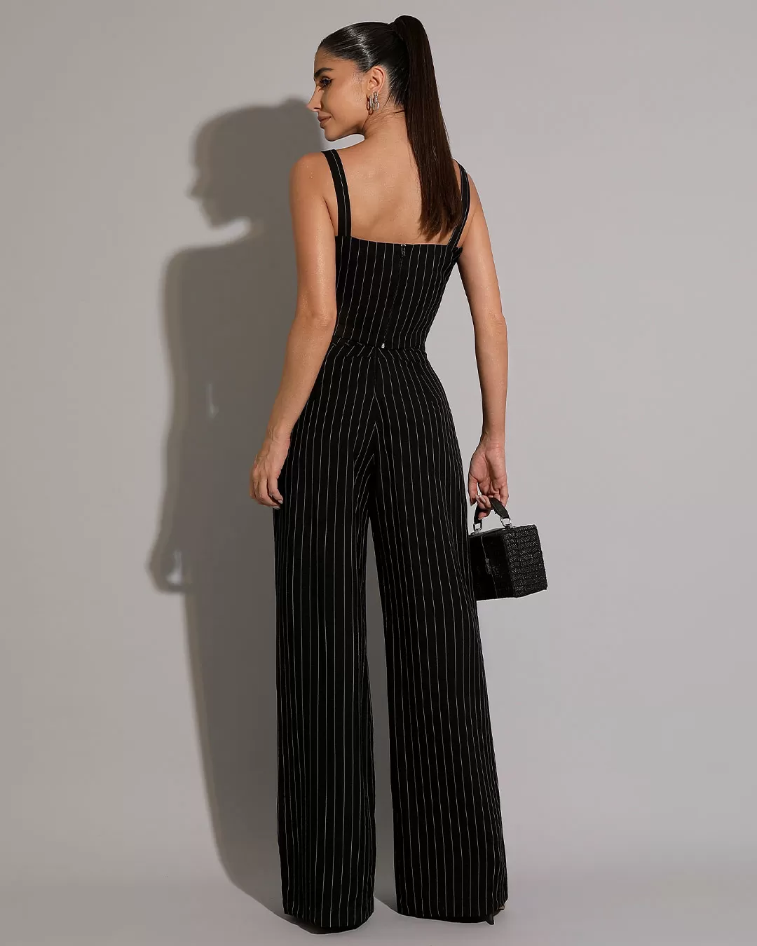 Miss Misses - Set Miss Misses Pinstripe Cropped and Black Pants - 54213PRETO Miss Misses - Set Miss Misses Pinstripe Cropped and Black Pants - 54213PRETO