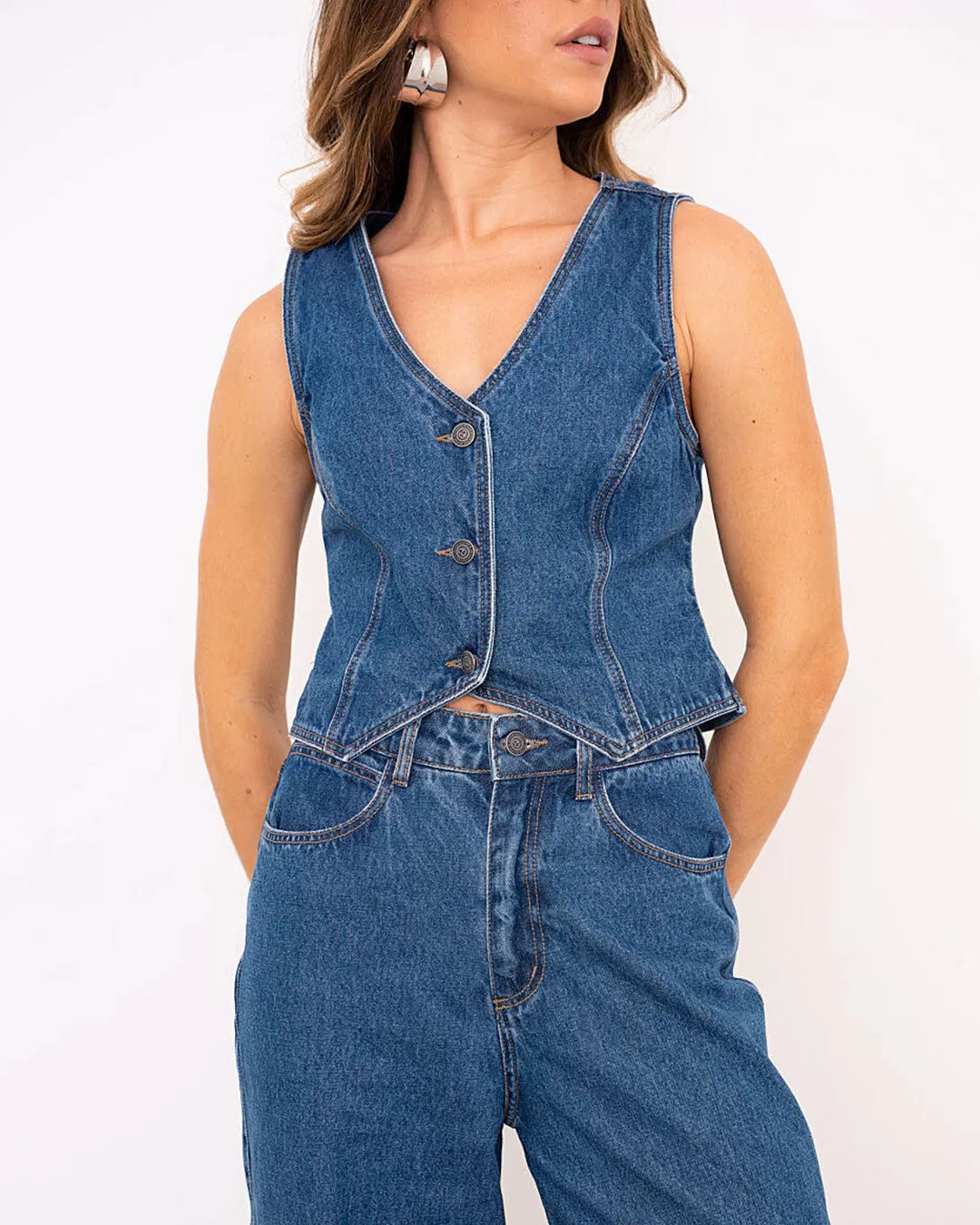 Alcance Jeans - Medium Blue Jeans Reach Vest - 08178AZME Alcance Jeans - Medium Blue Jeans Reach Vest - 08178AZME