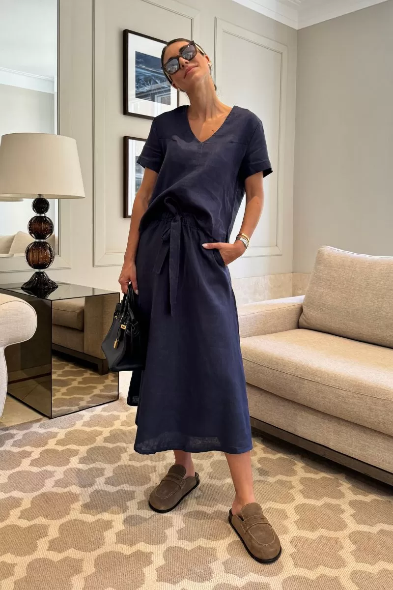Hidrogênio - 100% NAVY LINEN EVASE MIDI SKIRT - 20020004 Hidrogênio - 100% NAVY LINEN EVASE MIDI SKIRT - 20020004