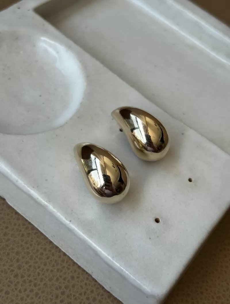 Mikabe - Gold Drop Earring - MK1736