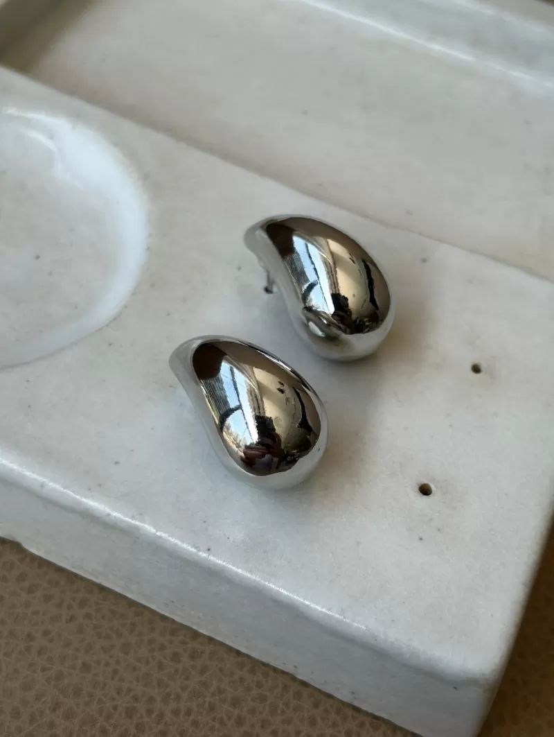Mikabe - White Rhodium Drop Earring - MK1737