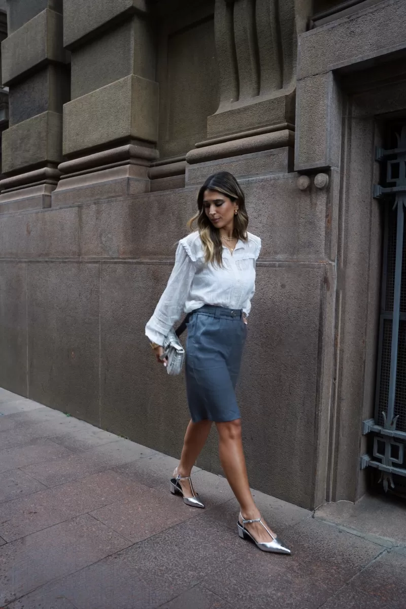 Hidrogênio - GRAY LINEN BERMUDA WITH BELT - 19978030 Hidrogênio - GRAY LINEN BERMUDA WITH BELT - 19978030