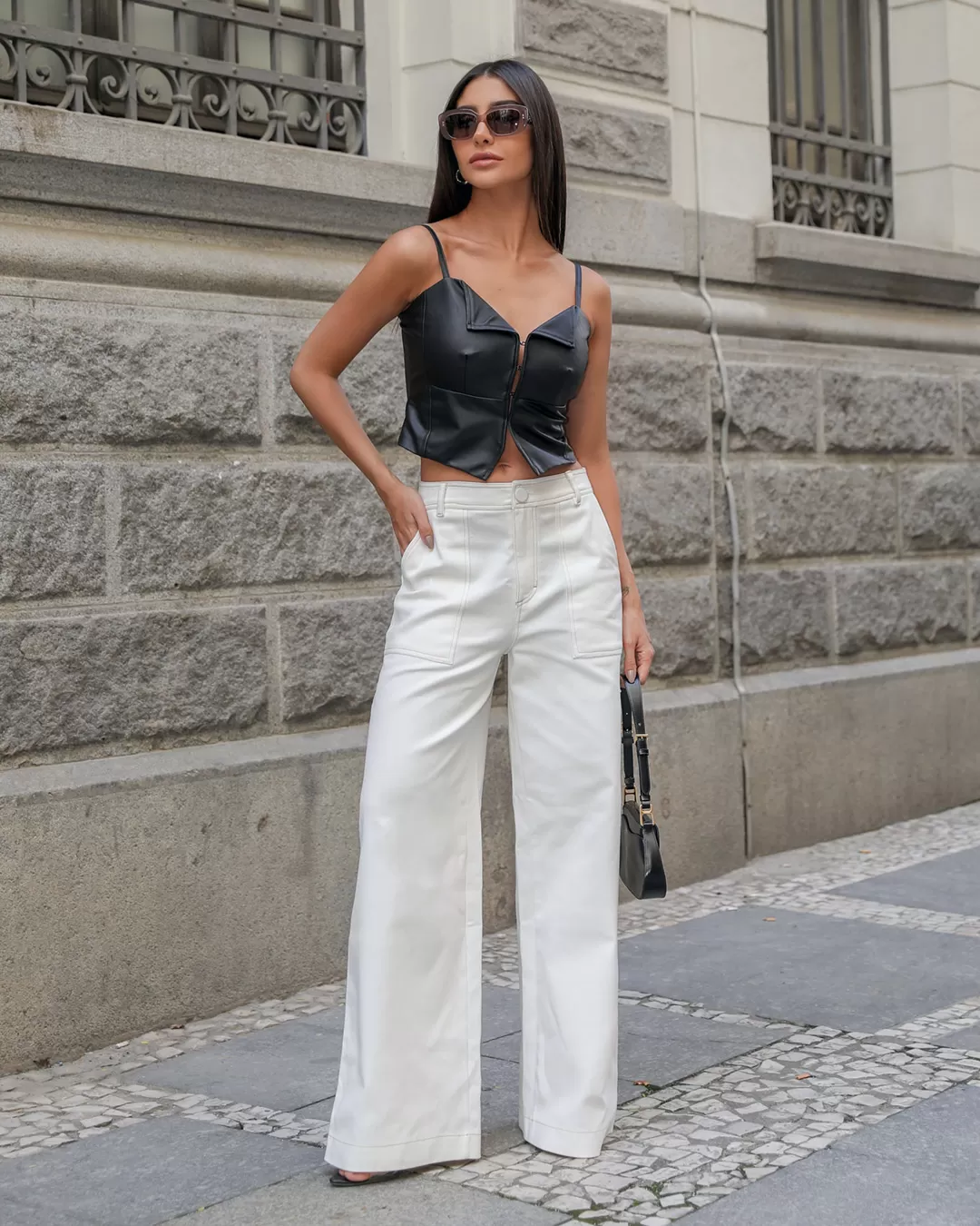 Dot Clothing - Cropped Dot Clothing Black Leather - 2312PRETO Dot Clothing - Cropped Dot Clothing Black Leather - 2312PRETO
