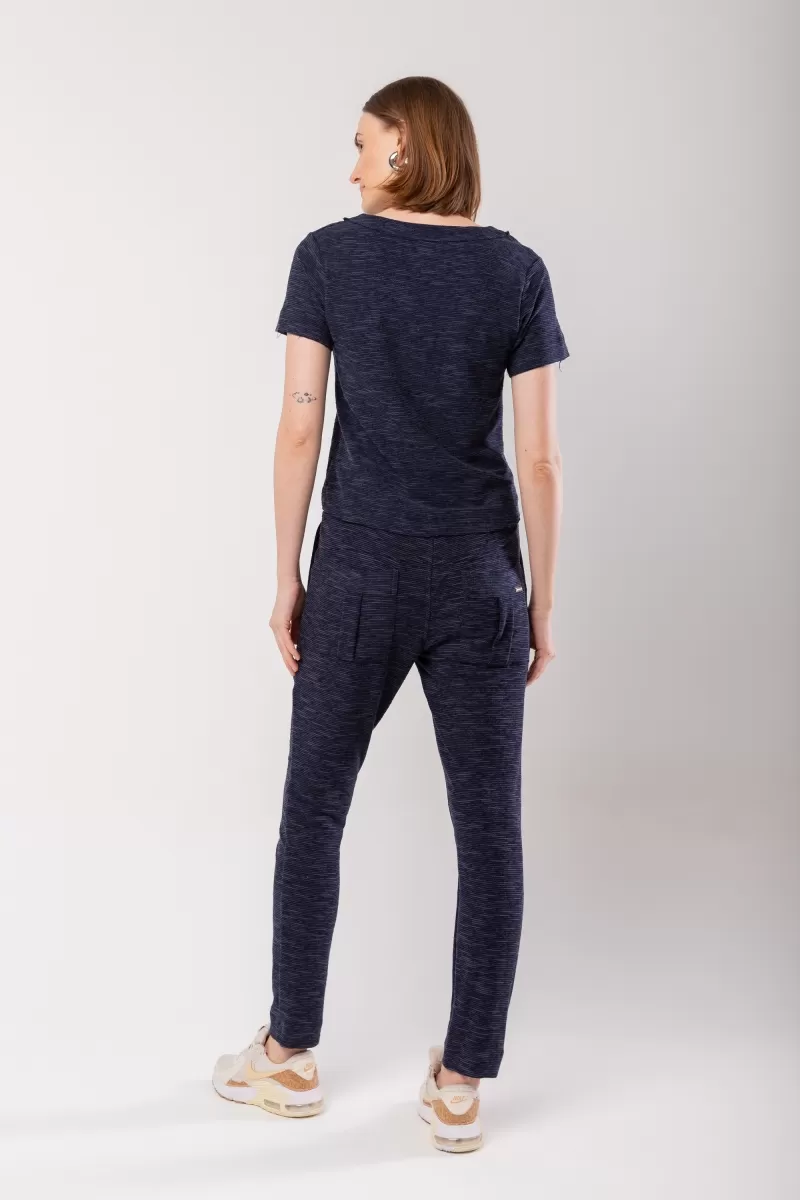 Hidrogênio - BASIC THREAD BLOUSE WITH DEC. V MARINE - 19985004 Hidrogênio - BASIC THREAD BLOUSE WITH DEC. V MARINE - 19985004