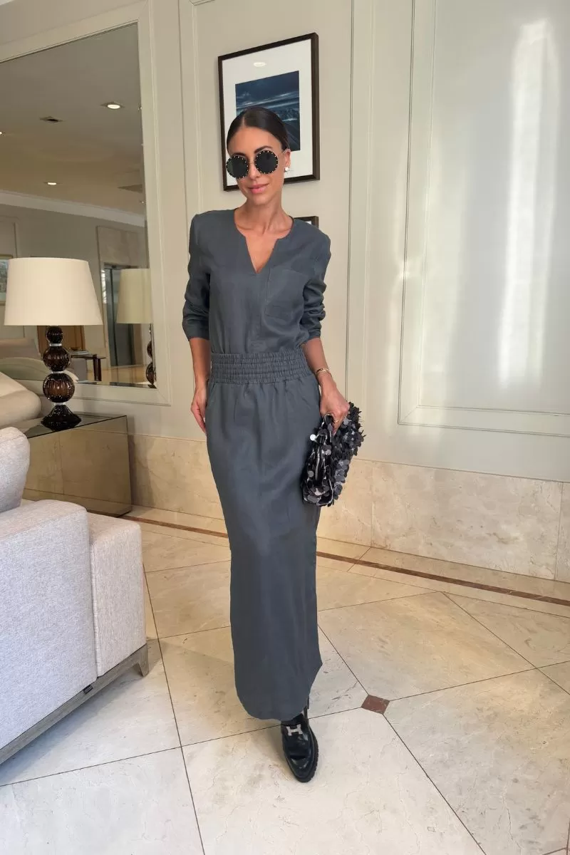 Hidrogênio - LONG STRAIGHT SKIRT WITH SIDE SLIT AND POCKET GRAY LINEN - 19997030 Hidrogênio - LONG STRAIGHT SKIRT WITH SIDE SLIT AND POCKET GRAY LINEN - 19997030
