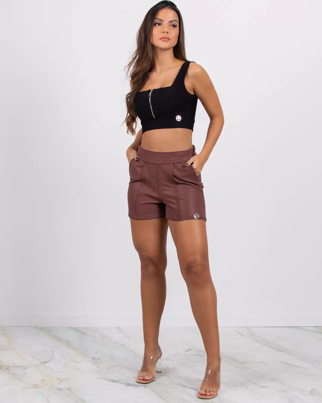 Miss Misses - Short Miss Misses Suede Leather with Brown Friezes - 18301MARROM Miss Misses - Short Miss Misses Suede Leather with Brown Friezes - 18301MARROM