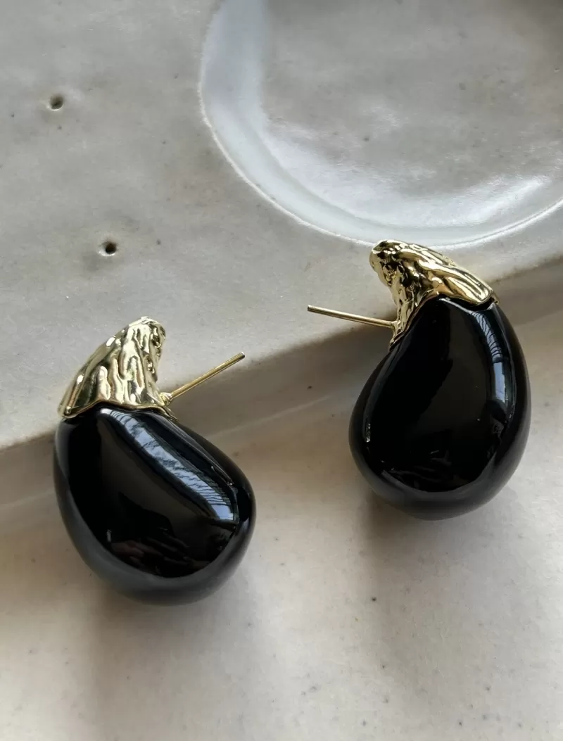 Mikabe - Black Drop Earring - MK1738