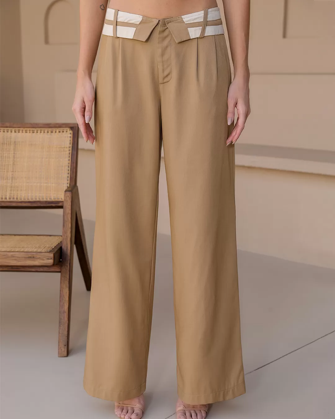 Dot Clothing - Pants Dot Clothing Wide Leg Folded Waistband Caramel - 2348MARROM Dot Clothing - Pants Dot Clothing Wide Leg Folded Waistband Caramel - 2348MARROM