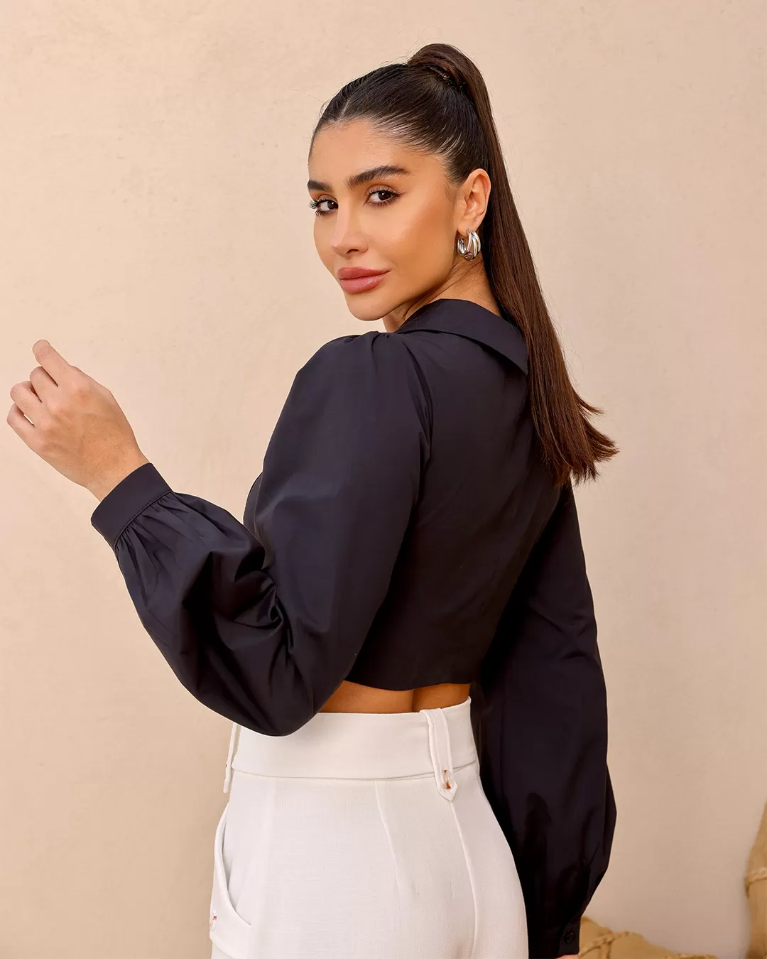 Dot Clothing - Cropped Dot Clothing Cutouts Black - 2040PRETO Dot Clothing - Cropped Dot Clothing Cutouts Black - 2040PRETO