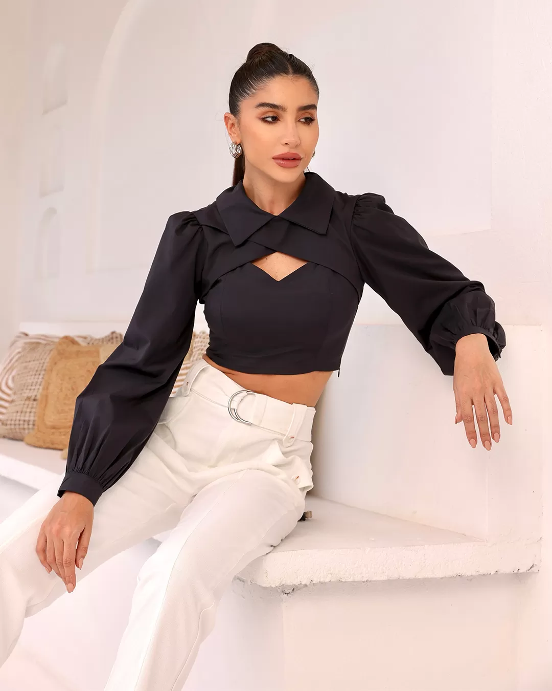 Dot Clothing - Cropped Dot Clothing Cutouts Black - 2040PRETO Dot Clothing - Cropped Dot Clothing Cutouts Black - 2040PRETO