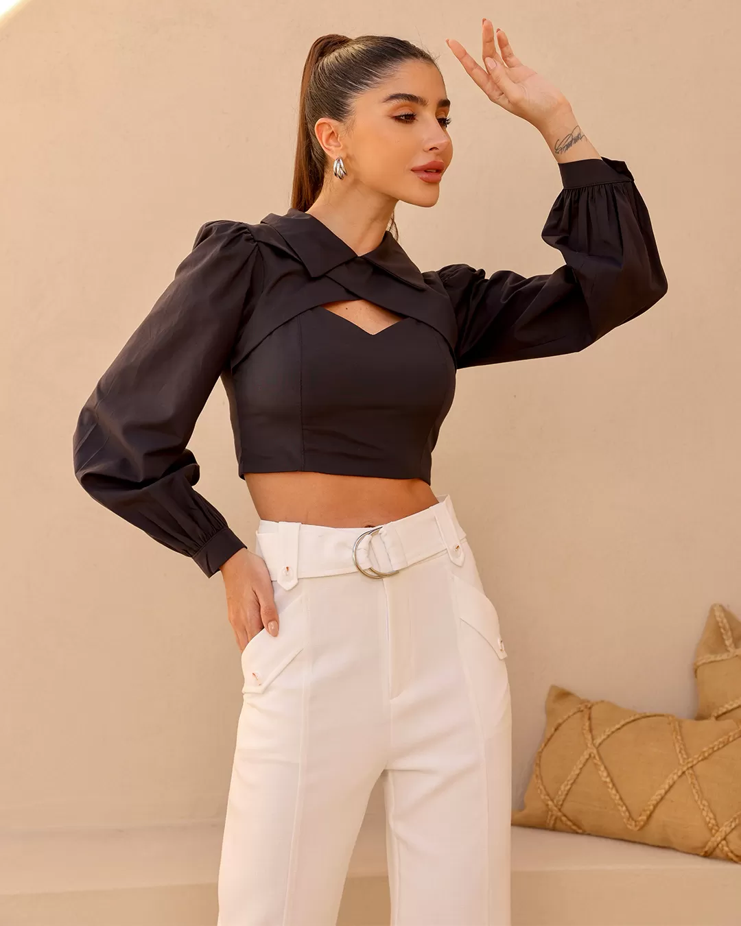 Dot Clothing - Cropped Dot Clothing Cutouts Black - 2040PRETO Dot Clothing - Cropped Dot Clothing Cutouts Black - 2040PRETO