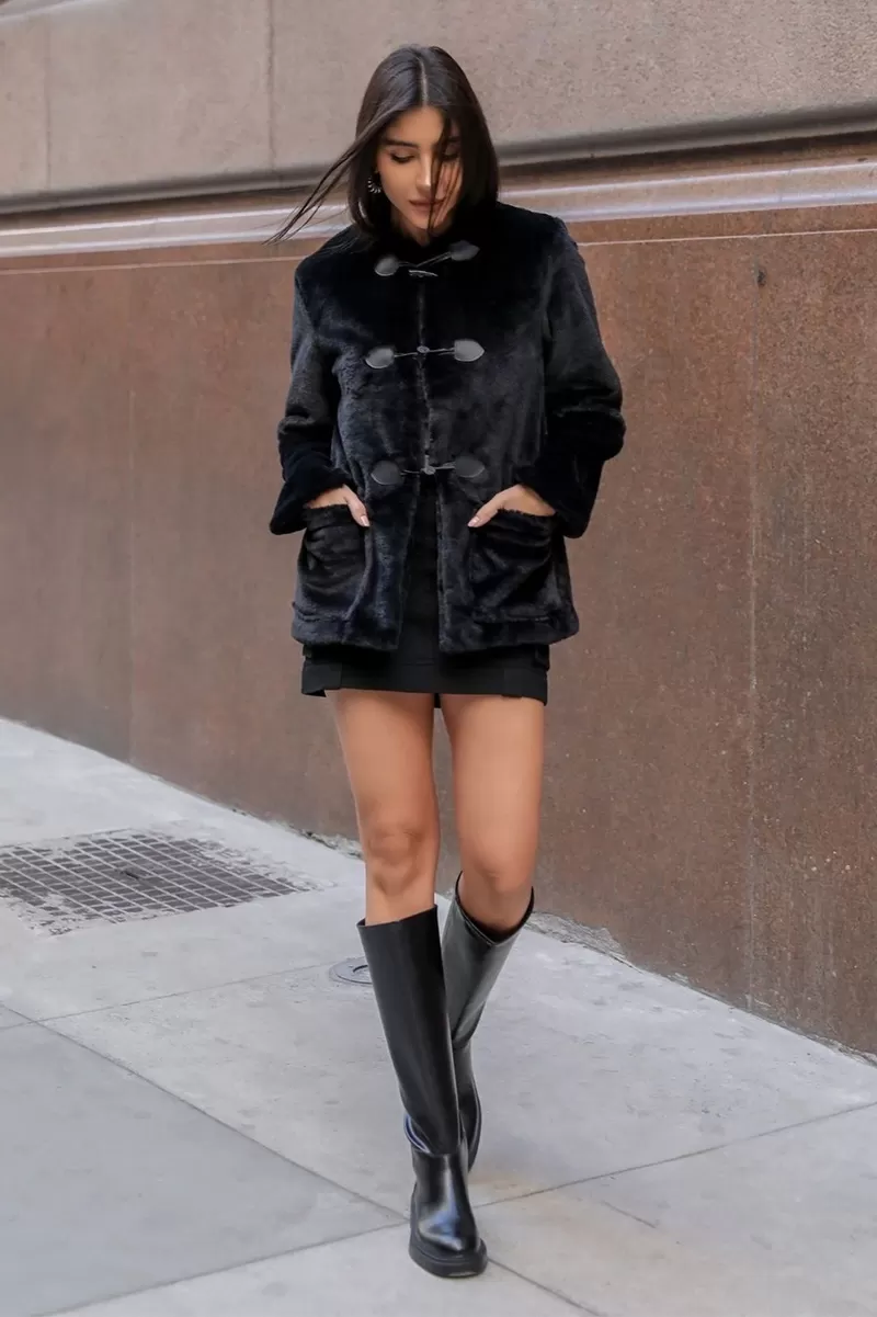 Dot Clothing - Dot Clothing Fluffy Black Jacket - 2386PRETO Dot Clothing - Dot Clothing Fluffy Black Jacket - 2386PRETO