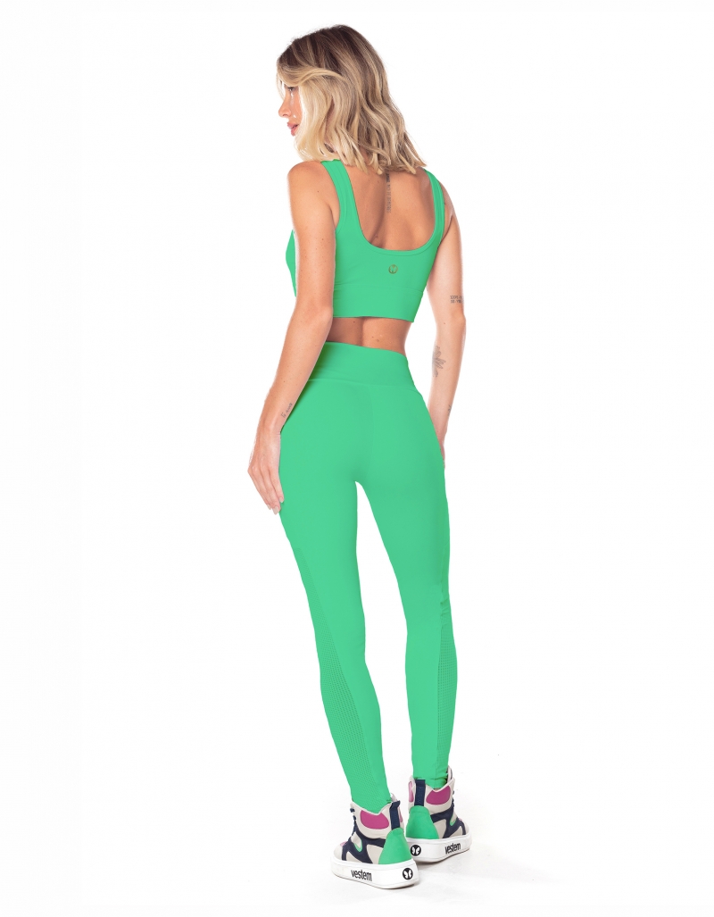 Vestem - Sports bra Cropped Margot Verde Twist - TOP1034.ESS.C0449 Vestem - Sports bra Cropped Margot Verde Twist - TOP1034.ESS.C0449
